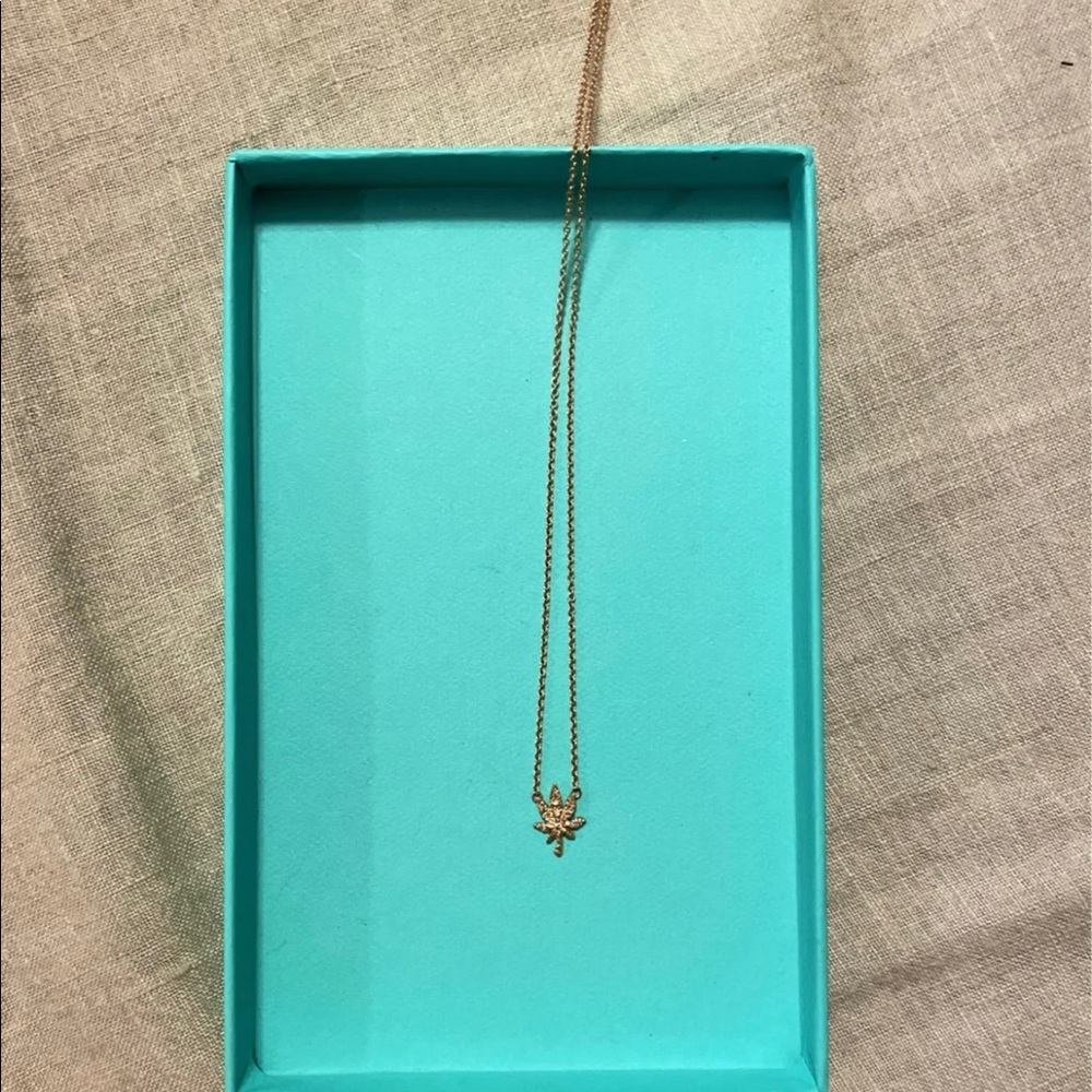 Jacquie Aiche sweet leaf necklace